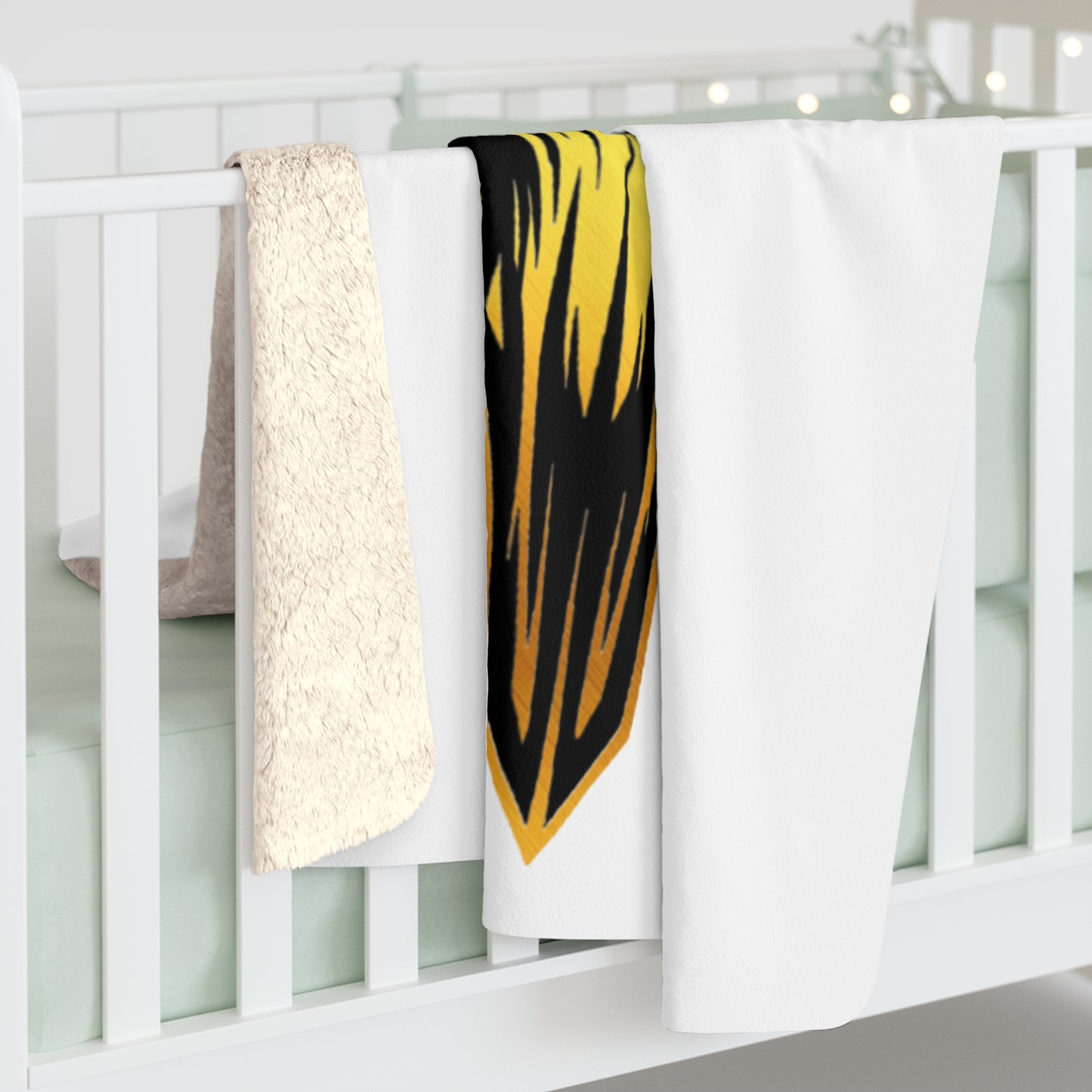 Butchers Sherpa Fleece Blanket - White